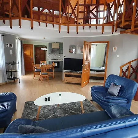Pannonia Apartment